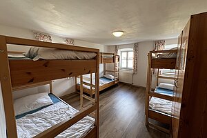 Mehrbettzimmer im Schullandheim Jettenbach